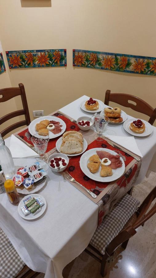 로마 가이아스 룸 비앤비 B&B 외부 사진